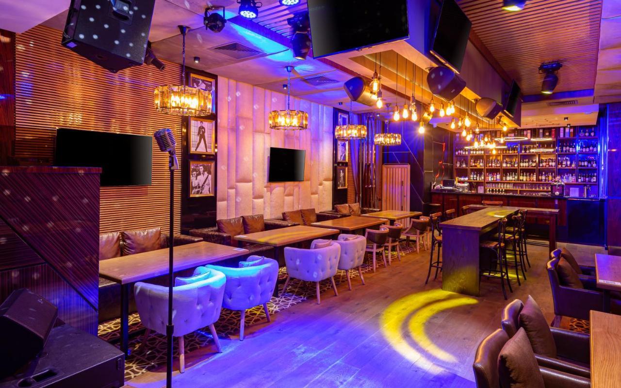 博罗沃厄里克瑟斯酒店 Shchūchīnsk 外观 照片 A nightclub in Bangkok, Thailand