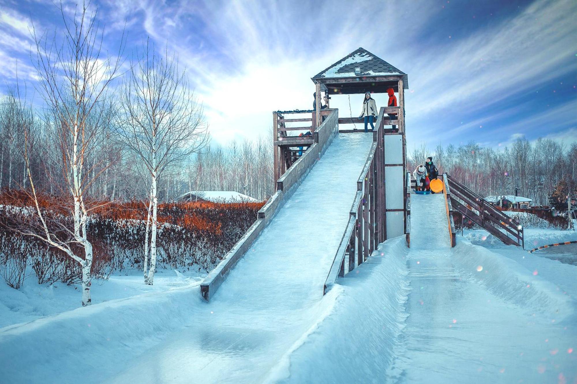 博罗沃厄里克瑟斯酒店 Shchūchīnsk 外观 照片 The observation tower at the top of the hill